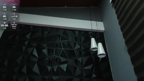 Helena Saenz online show from 11/13/25, 12:15