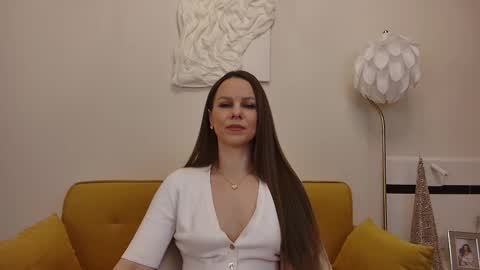 Helen online show from 01/14/26, 12:11