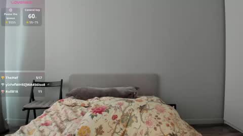 Snapshot of helenblazetrt chatting on 05/18/26, 04:07 Hi I am Helen online show from 05/18/26, 04:07