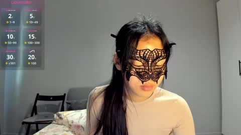 Snapshot of helenblazetrt chatting on 05/26/26, 02:07 Hi I am Helen online show from 05/26/26, 02:07