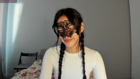 Snapshot of helenblazetrt chatting on 06/02/26, 02:24 Hi I am Helen online show from 06/02/26, 02:24