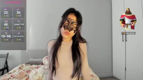 Snapshot of helenblazetrt chatting on 06/06/26, 02:27 Hi I am Helen online show from 06/06/26, 02:27