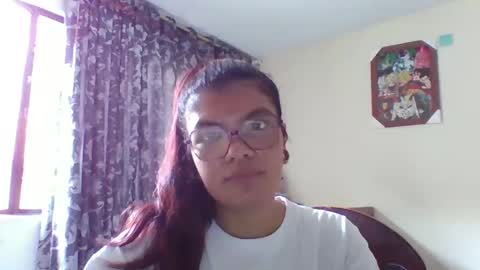 helenoliveira76340912 online show from 10/27/25, 07:07