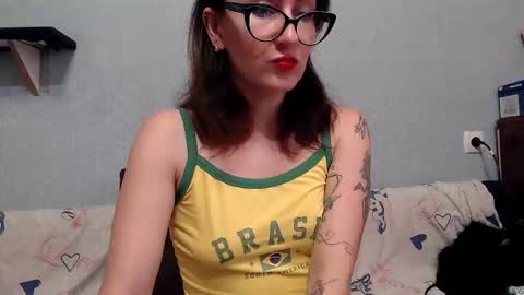 HelenRed online show from 11/01/25, 09:22