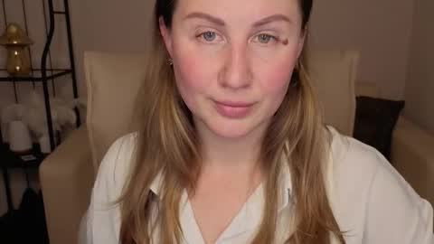 Helen online show from 10/13/25, 07:52