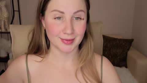 Helen online show from 12/17/25, 08:09