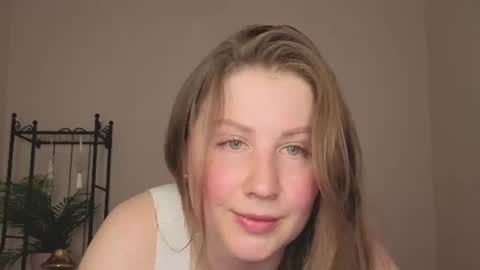 Helen online show from 06/25/26, 02:33