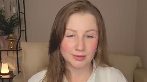 Helen online show from 06/26/26, 02:16