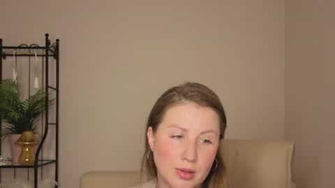 Helen online show from 07/02/26, 02:33