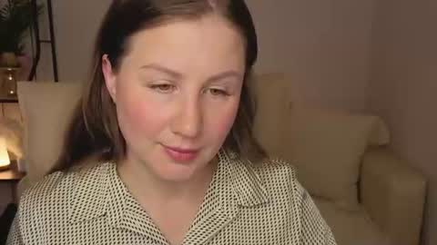 Helen online show from 07/07/26, 02:25