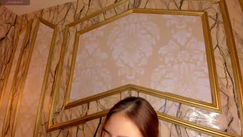 Helen or Hells online show from 03/04/26, 12:33