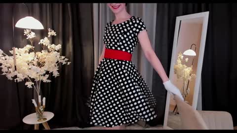 Helen online show from 02/07/25, 03:23