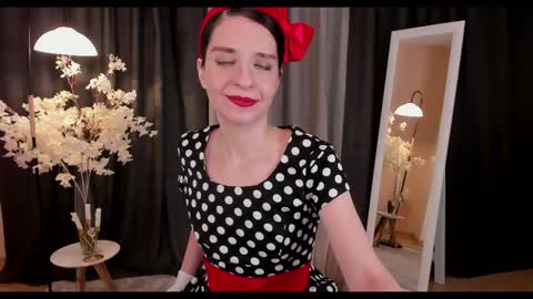 Helen online show from 02/09/25, 06:11