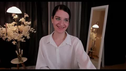 Helen online show from 02/09/25, 09:16