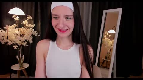 Helen online show from 02/13/25, 02:56