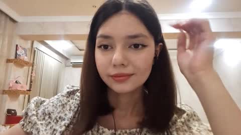 Snapshot of helgakraszewski chatting on 09/10/25, 07:36 Alice online show from 09/10/25, 07:36