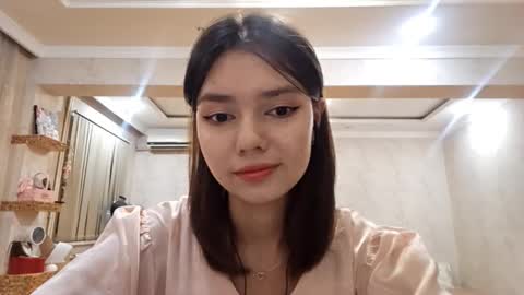 Snapshot of helgakraszewski chatting on 09/30/25, 06:35 Alice online show from 09/30/25, 06:35