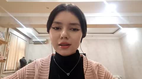 Snapshot of helgakraszewski chatting on 11/06/25, 09:54 Alice online show from 11/06/25, 09:54