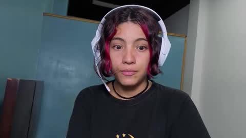 Helia Transfem and Amy online show from 09/24/25, 05:22