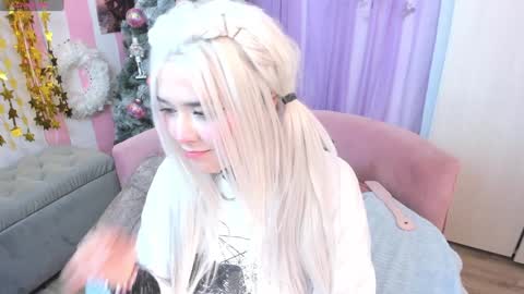 Laura online show from 12/05/24, 06:32