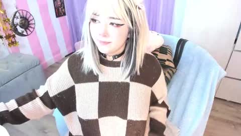 Laura online show from 02/14/25, 12:09