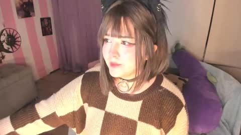 Laura online show from 09/11/25, 03:39