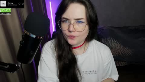 Red online show from 12/10/24, 05:22