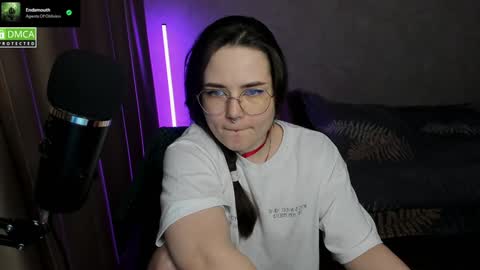 Red online show from 12/15/24, 05:20