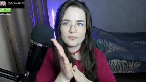 Red online show from 12/21/24, 11:24