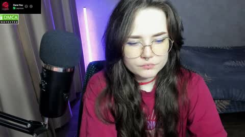 Red online show from 12/22/24, 04:59