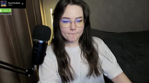 Red online show from 01/11/25, 09:57