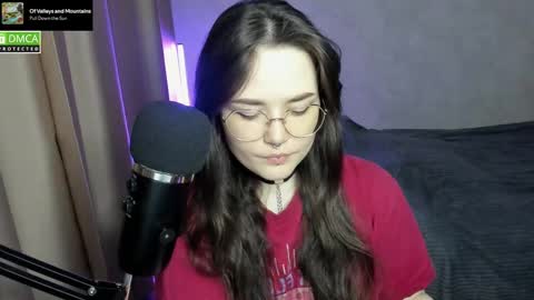 Red online show from 02/17/25, 06:15