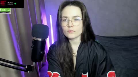 Red online show from 02/26/25, 06:11