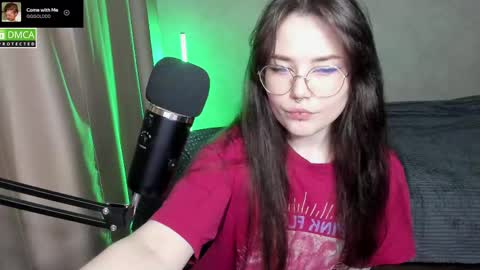 Red online show from 03/05/25, 08:32