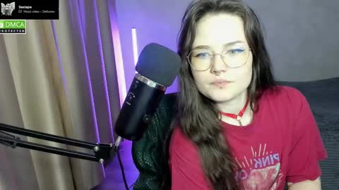 Red online show from 03/12/25, 11:22