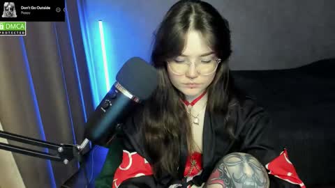 Red online show from 09/18/25, 04:53