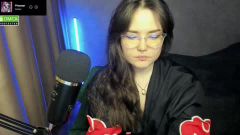 Red online show from 09/21/25, 05:03