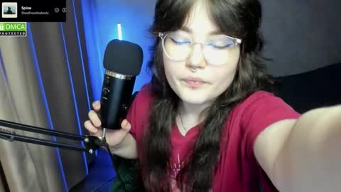 Red online show from 10/23/25, 06:28