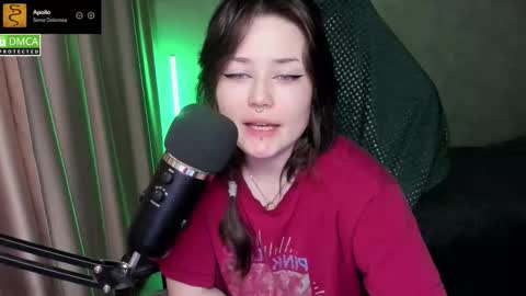 Red online show from 02/13/26, 08:05