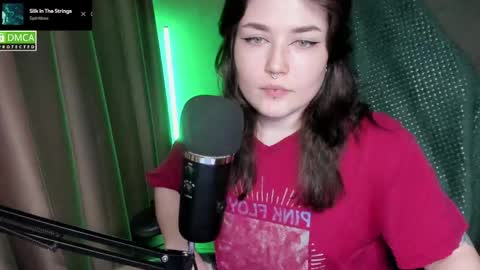 Red online show from 06/07/26, 08:56