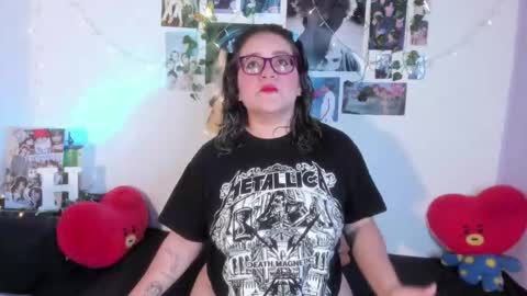 Snapshot of hellen21rose chatting on 12/02/25, 04:29 hellen online show from 12/02/25, 04:29