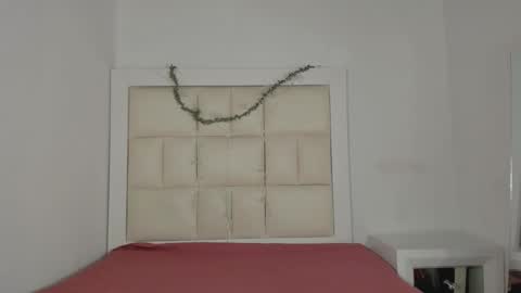 hellen__smith_ online show from 11/08/25, 04:45