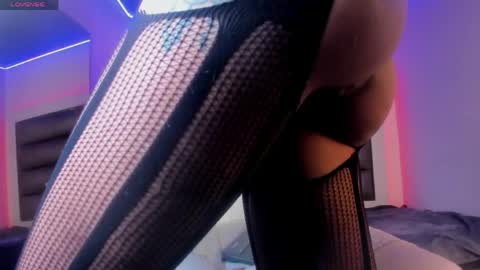 Snapshot of hellen__smith_ chatting on 04/26/26, 01:47 hellen__smith_ online show from 04/26/26, 01:47