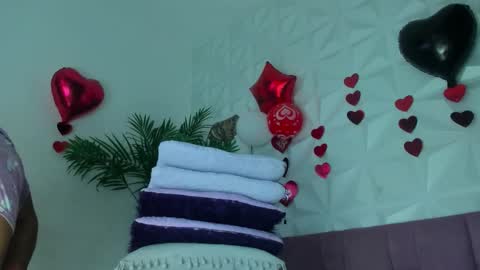 hellen     online show from 02/23/26, 02:58