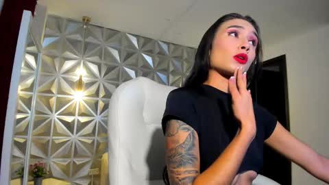 Hellen online show from 04/23/26, 01:24