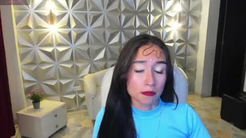 Snapshot of hellen_tease chatting on 05/25/26, 12:33 Hellen online show from 05/25/26, 12:33