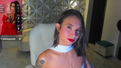 Snapshot of hellen_tease chatting on 07/22/26, 12:41 Hellen online show from 07/22/26, 12:41