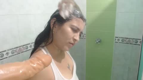 Snapshot of hellennmoon chatting on 02/21/25, 11:21 Hellen online show from 02/21/25, 11:21