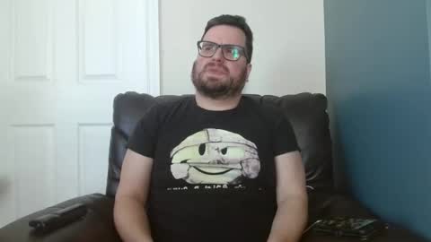 Snapshot of hellflow chatting on 12/26/24, 04:47 hellflow online show from 12/26/24, 04:47