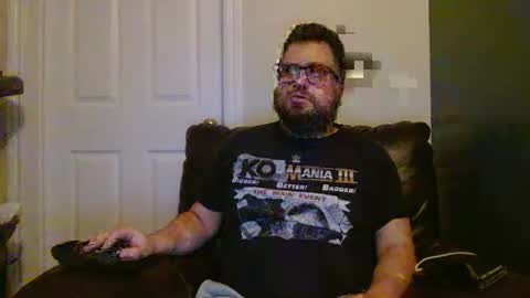 Snapshot of hellflow chatting on 01/06/25, 03:42 hellflow online show from 01/06/25, 03:42